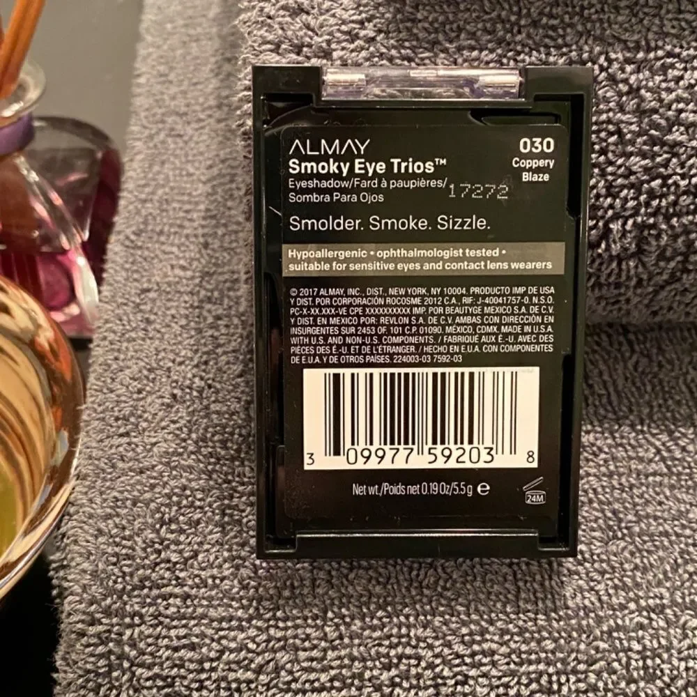 1039 Almay Smoky Eyes Trio 030 Coppery Blaze New